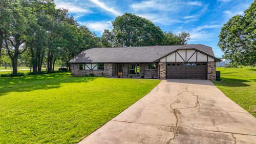 101 Meadow Ct, Weatherford, TX, 76086-2721 | Card Image