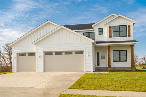 3435 Ne Stonehedge Drive Ne, Rochester, MN, 55902 | Card Image