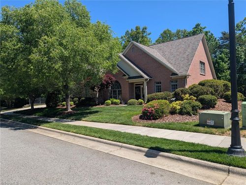 4106 Pennfield Way, High Point, NC, 27262-5010 | Card Image