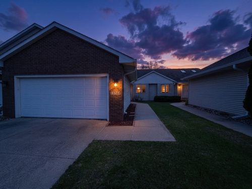 15764 Sheridan Ave, Clive, IA, 50325-4602 | Card Image