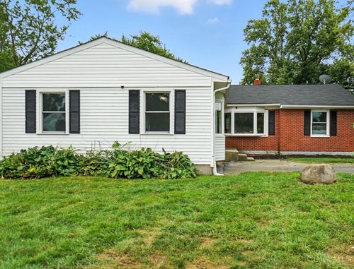 427 Old 122 Rd, Lebanon, OH, 45036-2412 | Card Image