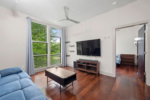 unit-206-1320 Robert Browning St, Austin, TX, 78723-3200 | Card Image