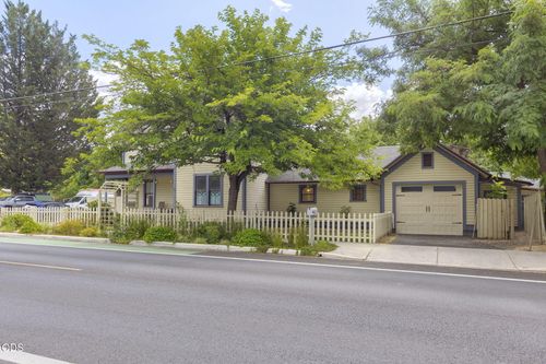 409 Nw Dimmick St, Grants Pass, OR, 97526-1826 | Card Image