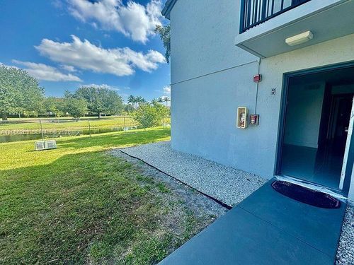 107-7195 Nw 179th Street, Hialeah, FL, 33015 | Card Image