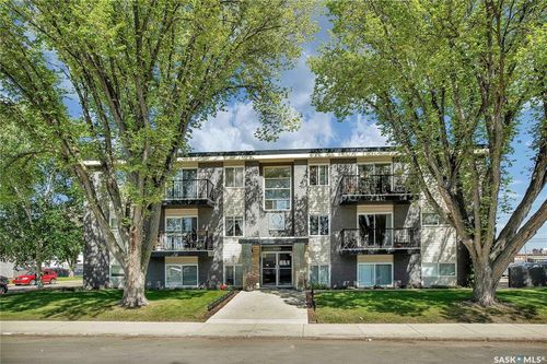 8-2301 7th St E, Saskatoon, SK, S7H1A2 | Card Image