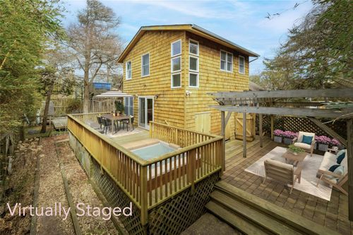 686 Ocean Breeze, Ocean Beach, NY, 11770-2008 | Card Image