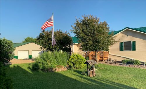 9283 Festival Ave, Sparta, WI, 54656-4553 | Card Image