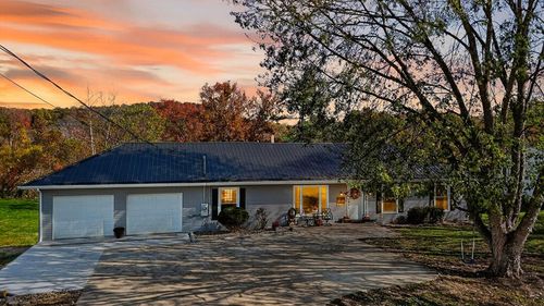 824 N Pennsylvania Ave, Wellston, OH, 45692-9228 | Card Image