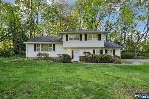 501 Terhune Terrace, Wyckoff, NJ, 07481 | Card Image