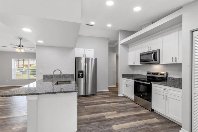 Kitchen | Image 13