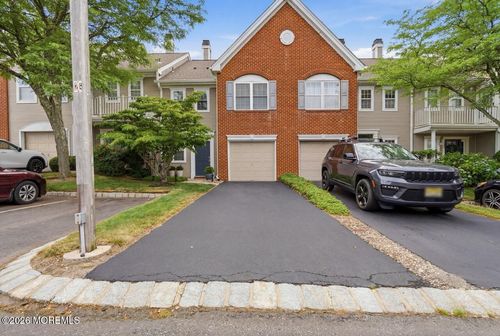 272-28 Dutch Ct, Holmdel, NJ, 07733-2704 | Card Image