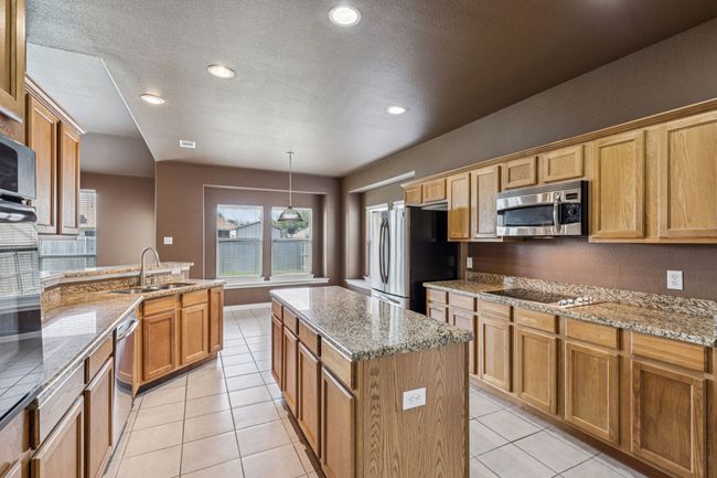 6602 Orange Blossom Dr, House other with 4 bedrooms, 2 bathrooms and null parking in Midlothian TX | Image 14