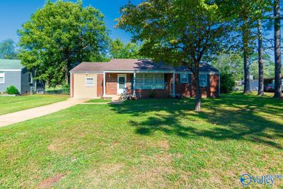 2202 Lynn Road, House other with 4 bedrooms, 1 bathrooms and null parking in Huntsville AL | Image 3