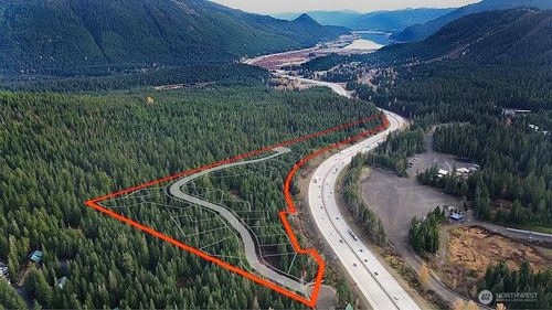 7 Yellowstone Rd, Snoqualmie Pass, WA, 98068 | Card Image