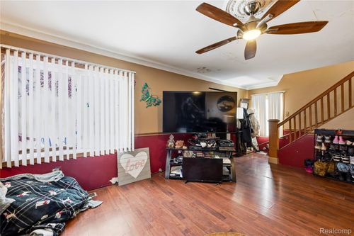 29145 Avondale St, Inkster, MI, 48141-1645 | Card Image