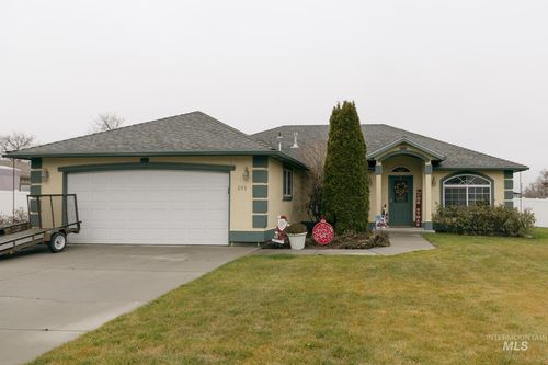 593 N Dorian Dr, Ontario, OR, 97914-1374 | Card Image