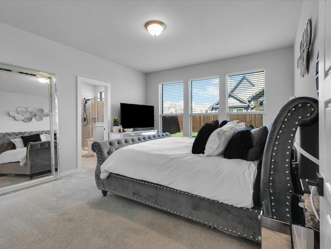 1366 Silverthorn Trl, House other with 5 bedrooms, 3 bathrooms and null parking in Justin TX | Image 13