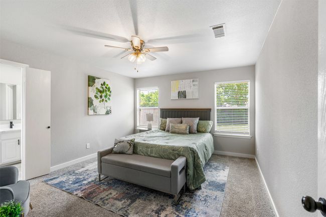 521 Pine St, House other with 3 bedrooms, 2 bathrooms and null parking in Crowley TX | Image 11