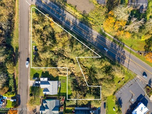 302 Sw Main Ct, Warrenton, OR, 97146-9437 | Card Image