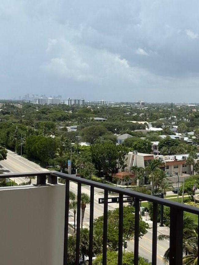 See the Ft Lauderdale skyline? | Image 16