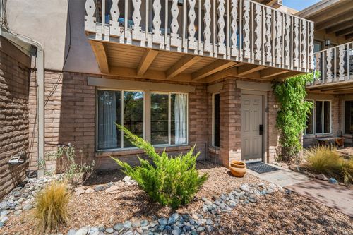 24-320 Artist Road, Santa Fe, NM, 87501 | Card Image