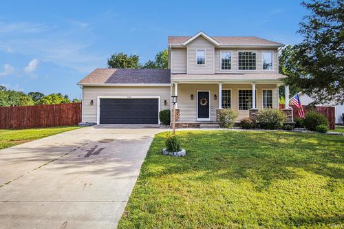 11999 Loughlin Dr, Mishawaka, IN, 46545-7811 | Card Image