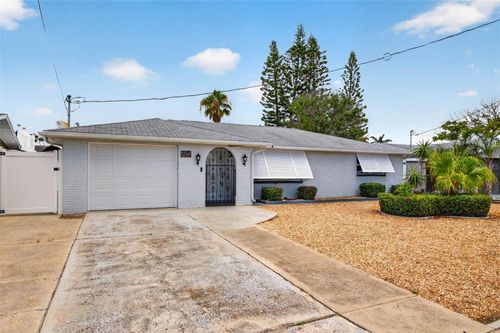 13626 Jennita Dr, HUDSON, FL, 34667-1529 | Card Image