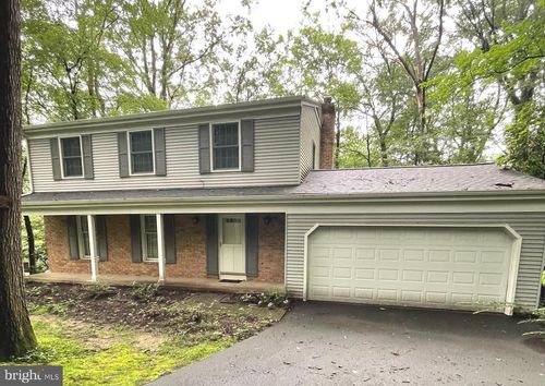 29 Brownstone Dr, Hershey, PA, 17033-2523 | Card Image