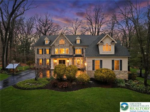 4321 Lotus Ln, Coopersburg, PA, 18036-9547 | Card Image