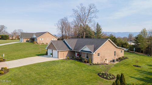 410 Garden Meadow Rd, Greeneville, TN, 37745-1455 | Card Image