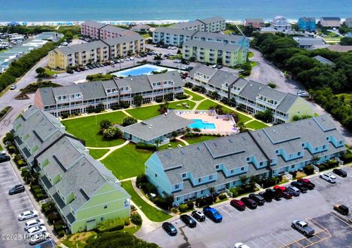 h210-9201 Coast Guard Rd, Emerald Isle, NC, 28594-2432 | Card Image