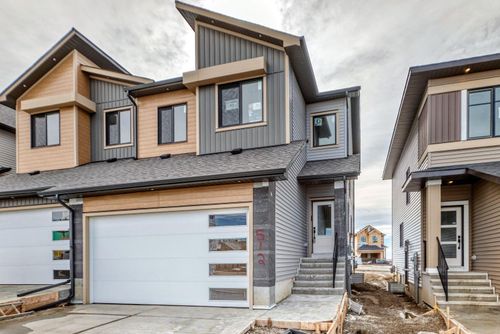 512 Heritage Blvd, Cochrane, AB, T4C | Card Image