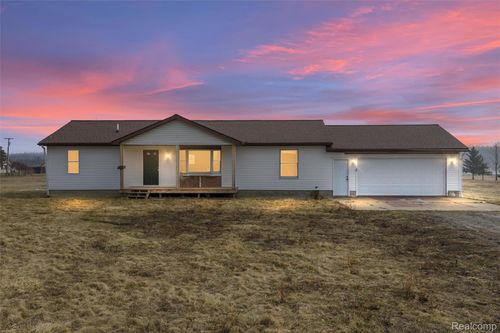 2460 Stapleton Rd, Wales, MI, 48027-1607 | Card Image