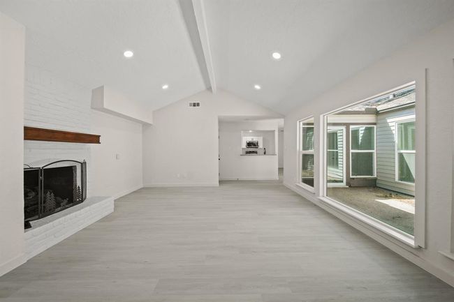13414 Ravensway Dr, House other with 3 bedrooms, 2 bathrooms and 2 parking in Cypress TX | Image 5