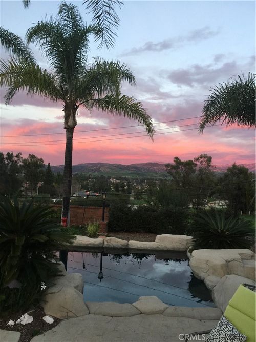 10071 Highcliff Dr, Santa Ana, CA, 92705-1592 | Card Image