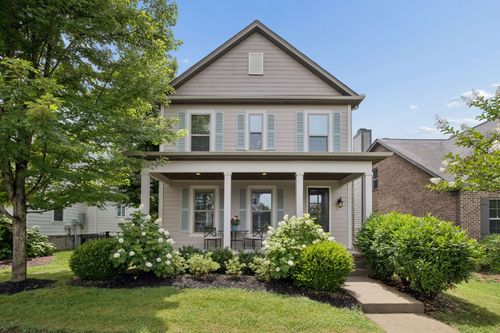 2005 Firtree Way, Thompsons Station, TN, 37179-1402 | Card Image