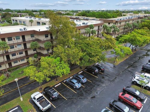 124-3141 Nw 47th Ter, Lauderdale Lakes, FL, 33319-6631 | Card Image