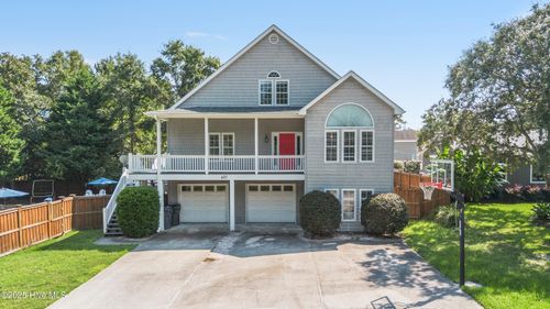 601 Rocky Mount Ave, Carolina Beach, NC, 28428-4322 | Card Image
