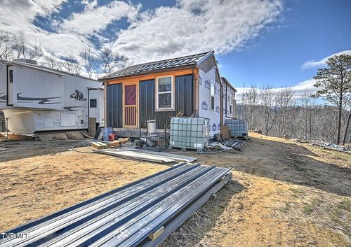 174 Teaberry Road Road, Roan Mountain, TN, 37687 | Card Image