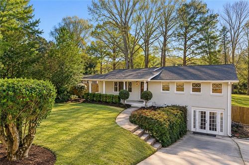 2274 Burch Cir Ne, Brookhaven, GA, 30319-3902 | Card Image