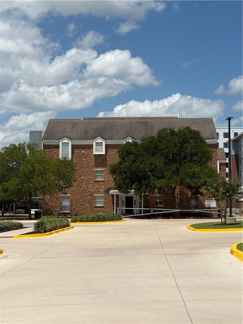 405-400 Nagle Street, College Station, TX, 77840 | Card Image