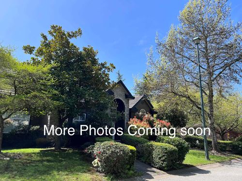 2142 139a St, Surrey, BC, V4A9V4 | Card Image