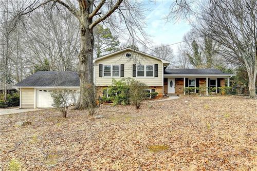 470 Rocky Creek Dr, Roswell, GA, 30075-3734 | Card Image