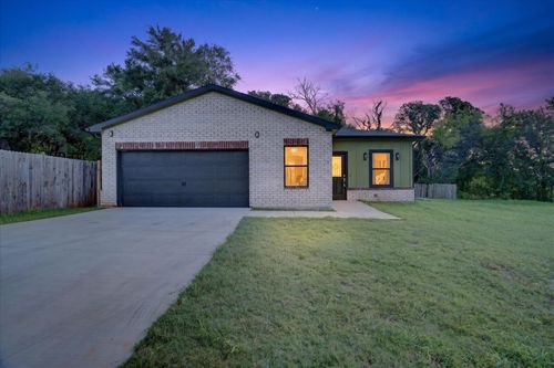 3202 Lowland Dr, Granbury, TX, 76048-3257 | Card Image