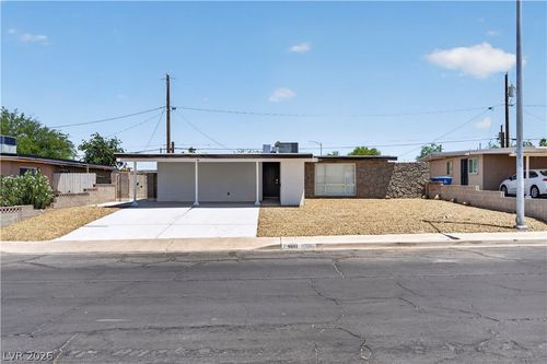 4610 Sacks Dr, Las Vegas, NV, 89122-6635 | Card Image