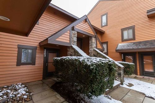 2803 Swiss Mountain Dr, Seven Springs Resort, PA, 15622 | Card Image