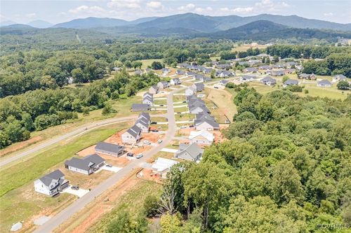 1234 Boonsboro Meadows Dr, LYNCHBURG, VA, 24503-3883 | Card Image