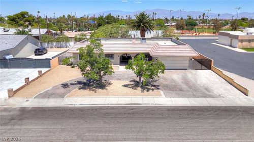 5800 Cory Pl, Las Vegas, NV, 89107-3708 | Card Image