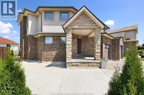 436 John Harvey Cres, Windsor, ON, N9E4R4 | Card Image