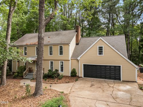 8824 Woodyhill Rd, Raleigh, NC, 27613-1133 | Card Image